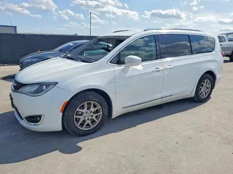 2020 Chrysler Pacifica 2C4RC1BG7LR276152 Lot 50079276