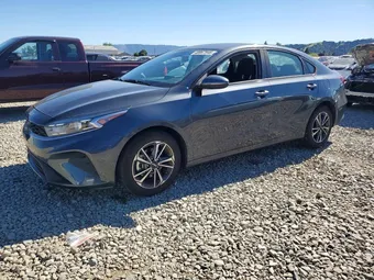 2023 Kia Forte 3KPF24AD8PE586039 Lot 48967946