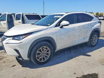 2018 Lexus NX 300 JTJYARBZ5J2096954