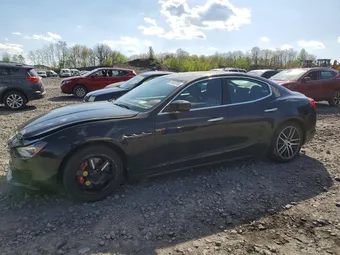2019 Maserati Ghibli ZAM57YTAXK1319452
