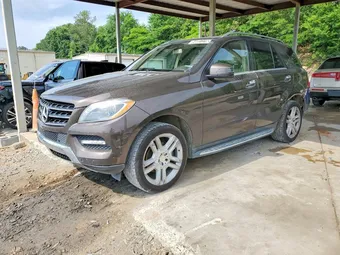 2015 Mercedes-Benz M-Class 4JGDA5JB9FA531045