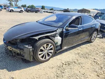 2015 Tesla Model S 5YJSA1S23FF082729 Lot 54542806