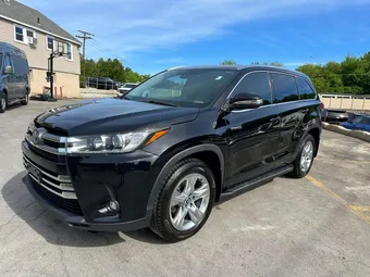 2019 Toyota Highlander 5TDDGRFH9KS054671