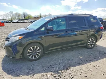 2018 Toyota Sienna 5TDJZ3DC5JS198881 Lot 52333426
