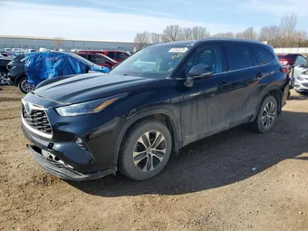 2021 Toyota Highlander 5TDHBRCH1MS518236 Lot 47640226