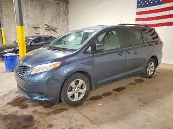 2017 Toyota Sienna 5TDKZ3DC2HS834266 Lot 49564116