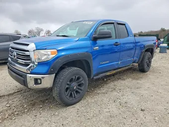 2016 Toyota Tundra 5TFUY5F11GX563602