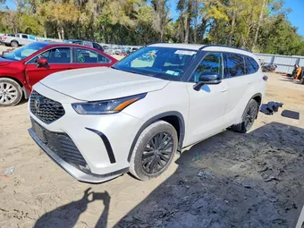 2024 Toyota Highlander 5TDKDRBH2RS565770 Lot 45501736