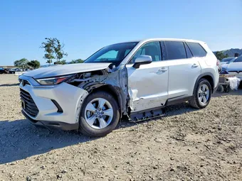 2025 Toyota Grand Highlander 5TDACAB54SS049079