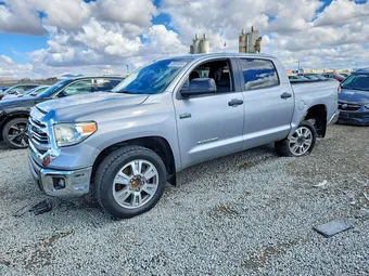 2016 Toyota Tundra 5TFEY5F18GX210312
