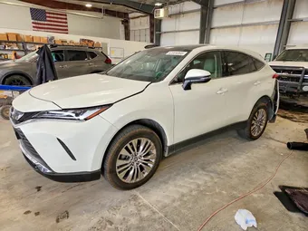 2021 Toyota Venza JTEAAAAH8MJ006409