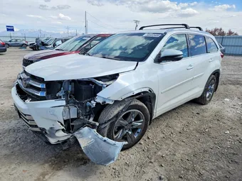 2019 Toyota Highlander 5TDDZRFH0KS743671 Lot 50553406