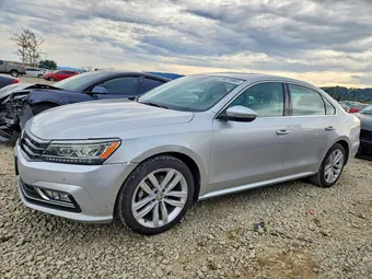 2018 Volkswagen Passat 1VWBA7A3XJC030370