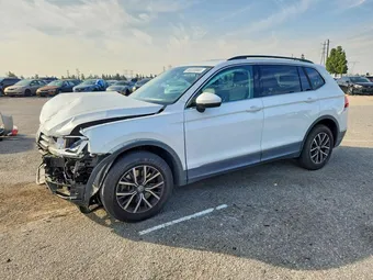 2020 Volkswagen Tiguan 3VV3B7AX2LM176322 Lot 49338866