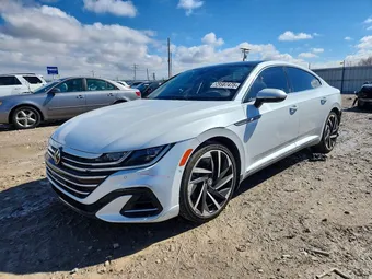2021 Volkswagen Arteon WVWTR7AN1ME002127