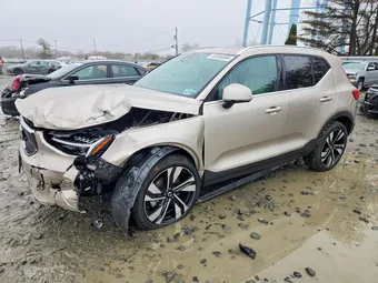 2024 Volvo XC40 YV4L12UF7R2375323
