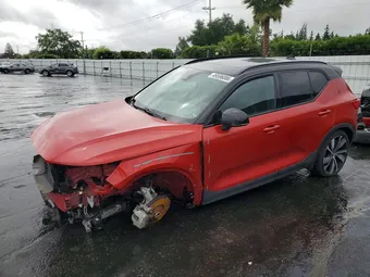 2022 Volvo XC40 YV4ED3UR1N2715317