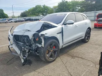2018 Jaguar F-PACE SADCM2FV4JA260997
