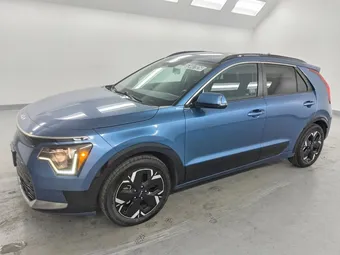 2023 Kia Niro EV KNDCR3L16P5026012