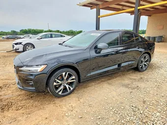 2023 Volvo S60 7JRL12FK9PG227365