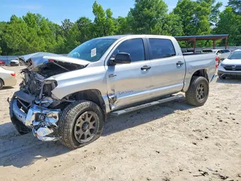 2017 Toyota Tundra 5TFEW5F17HX225052