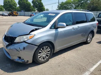 2017 Toyota Sienna 5TDYZ3DC6HS852571 Lot 53952656