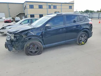 2018 Toyota RAV4 2T3ZFREV2JW495121