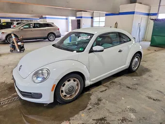 2016 Volkswagen Beetle 3VWF17ATXGM637104