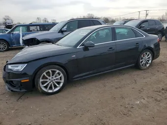 2019 Audi A4 WAUFNAF46KN007758