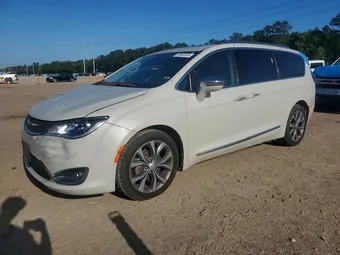 2017 Chrysler Pacifica 2C4RC1GG4HR657571 Lot 49457616