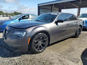 2019 Chrysler 300 2C3CCAAG6KH612213