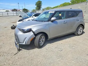 2023 Kia Soul KNDJ23AU7P7881086 Lot 50525946