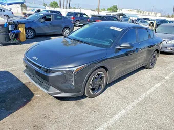 2025 Kia K4 3KPFU4DEXSE233891