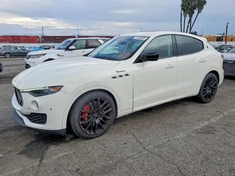 2023 Maserati Levante ZN661YUM2PX411502