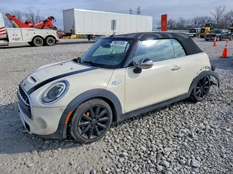 2018 Mini Convertible WMWWG9C50J3C82478