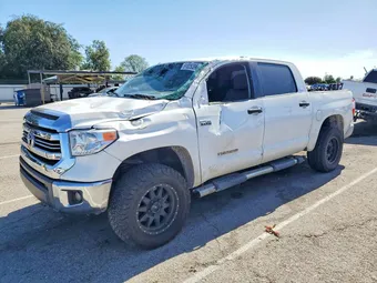 2017 Toyota Tundra 5TFDY5F1XHX612989
