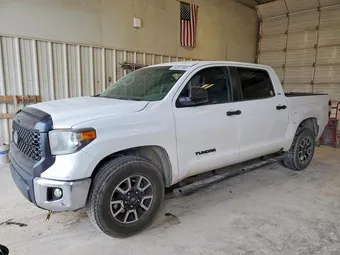2018 Toyota Tundra 5TFDM5F1XJX075848