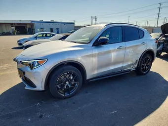 2021 Alfa Romeo ZASPAJAN0M7D09614