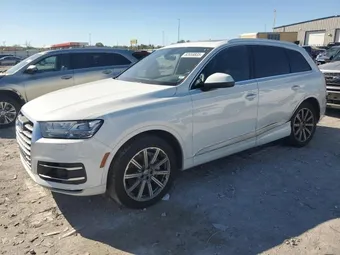 2018 Audi Q7 WA1LAAF75JD042737