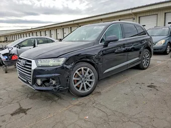 2018 Audi Q7 WA1LHBF76JD028590