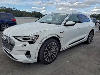 2019 Audi e-tron WA1VABGE5KB018110
