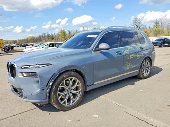 2025 BMW X7 5UX23EM08S9Y51483