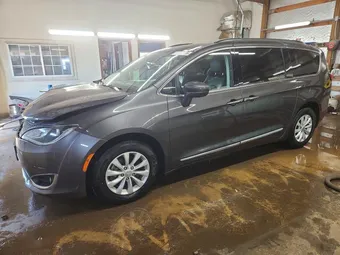 2017 Chrysler Pacifica 2C4RC1BG6HR635742 Lot 50078376