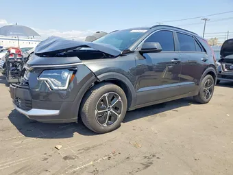 2025 Kia Niro KNDCP3LE6S5270325