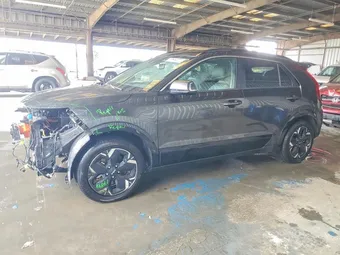 2023 Kia Niro EV KNDCR3L14P5025795