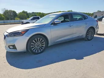 2017 Kia Cadenza KNALB4J12H5086218