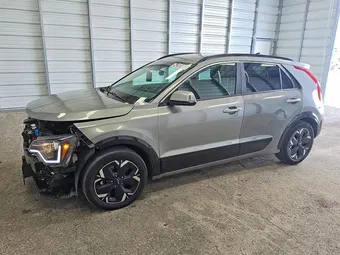 2024 Kia Niro EV KNDCR3L11R5094740