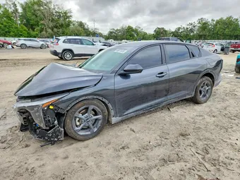 2025 Kia K4 3KPFT4DE9SE088541