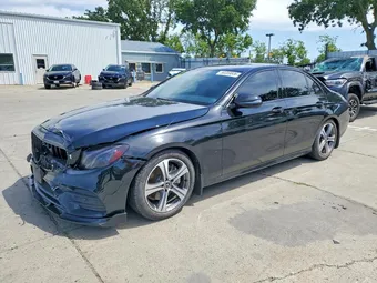 2019 Mercedes-Benz E-Class WDDZF4JB6KA529730