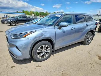 2023 Toyota Highlander 5TDKBRCHXPS119884 Lot 50629376